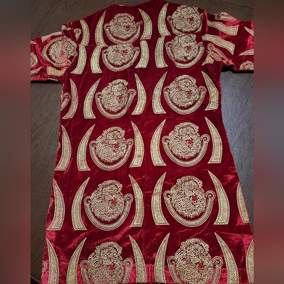 NWOT ... Seyimark Red and Gold Patterned Top / Shirt - Picture 11 of 11